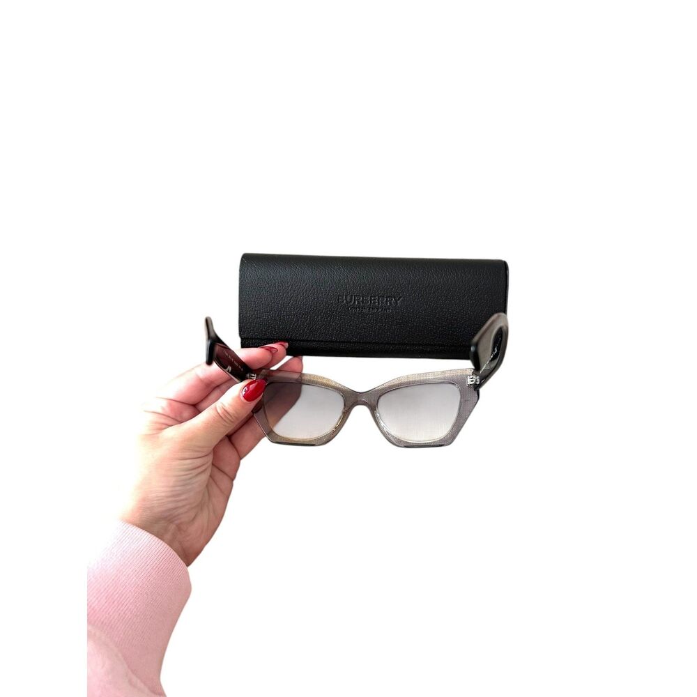 BURBERRY Cateye Sunglasses Gray w Case B4299 - Picture 4 of 6